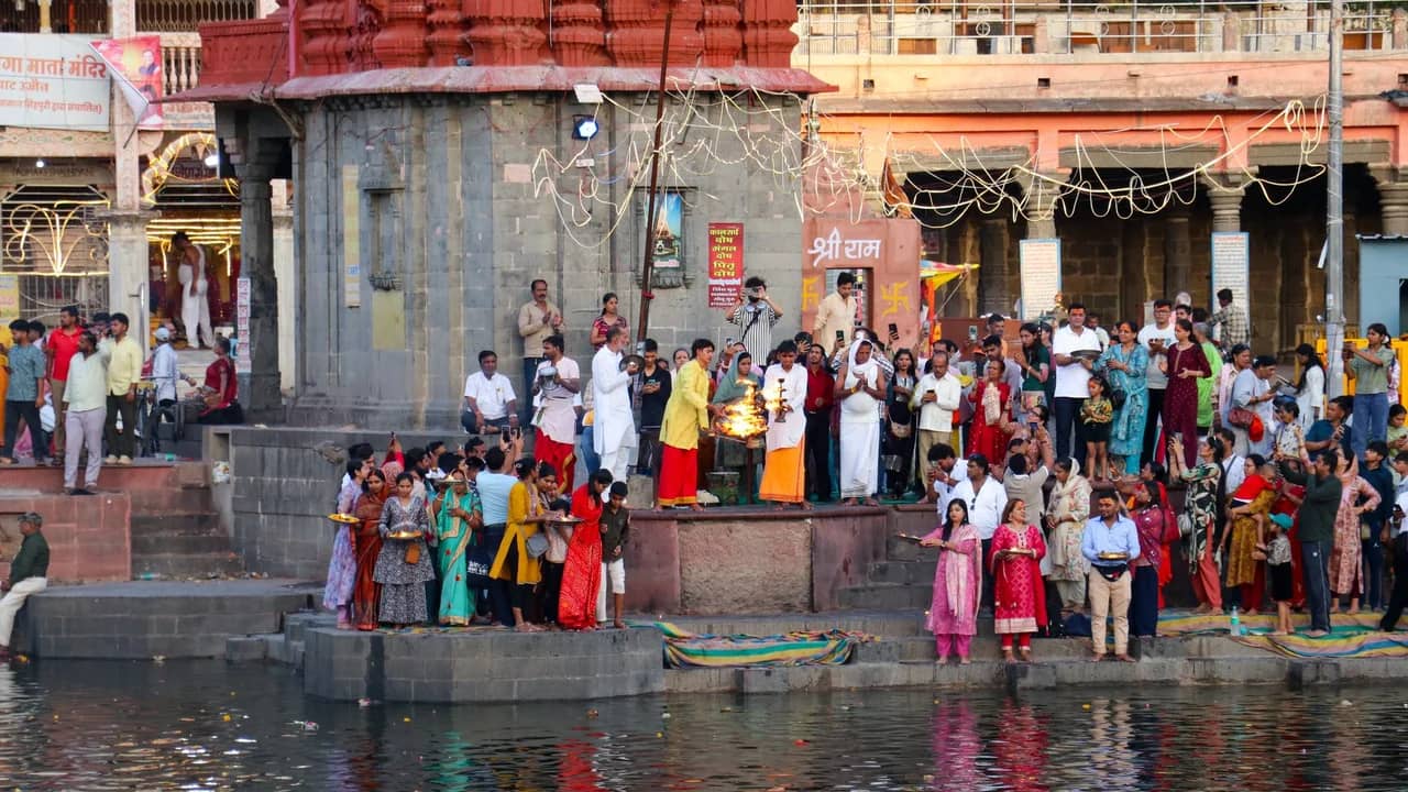 देवशयनी एकादशी 2026 (देवसोनी ग्यारस): आज से चातुर्मास शुरू — शादी के मुहूर्त नवंबर तक बंद, पारण कल सुबह 5:39 से